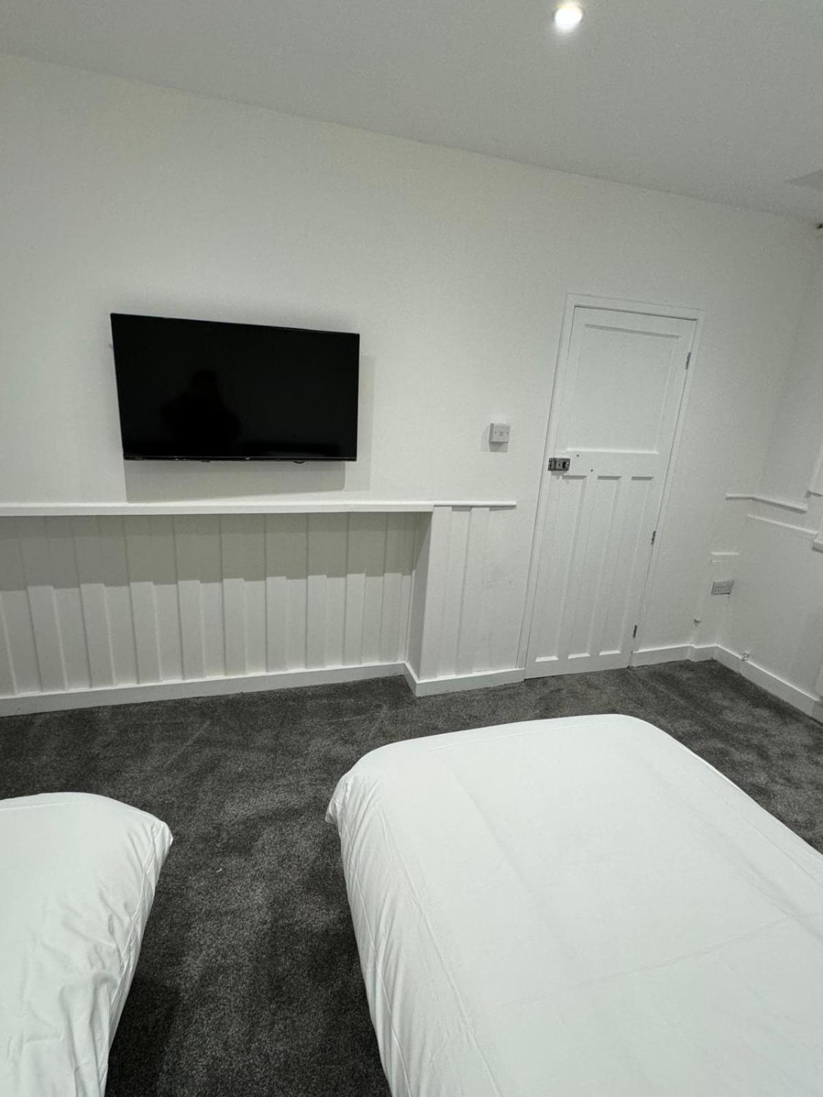 ニューポート New Station Bed & Breakfast エクステリア 写真