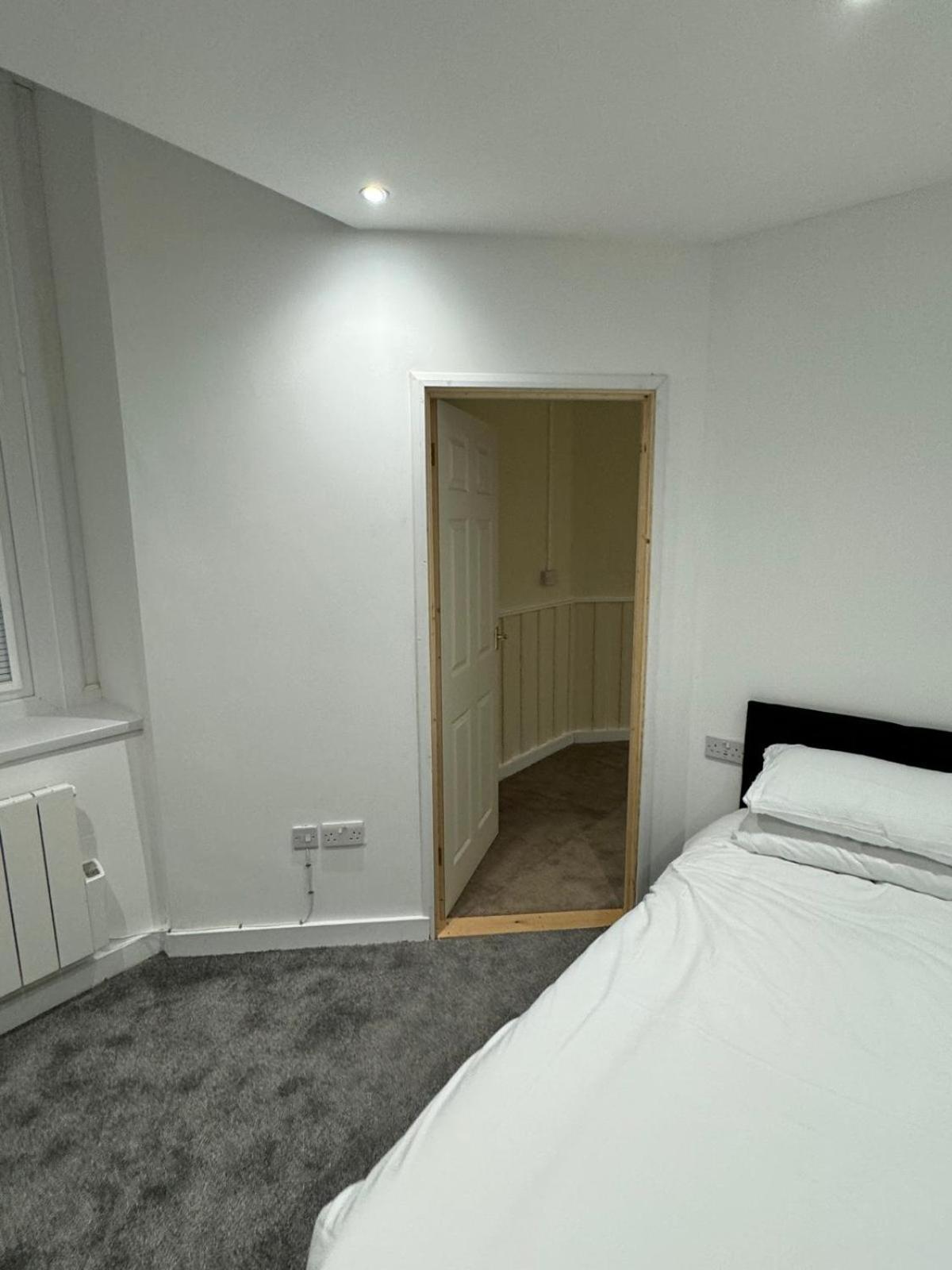 ニューポート New Station Bed & Breakfast エクステリア 写真