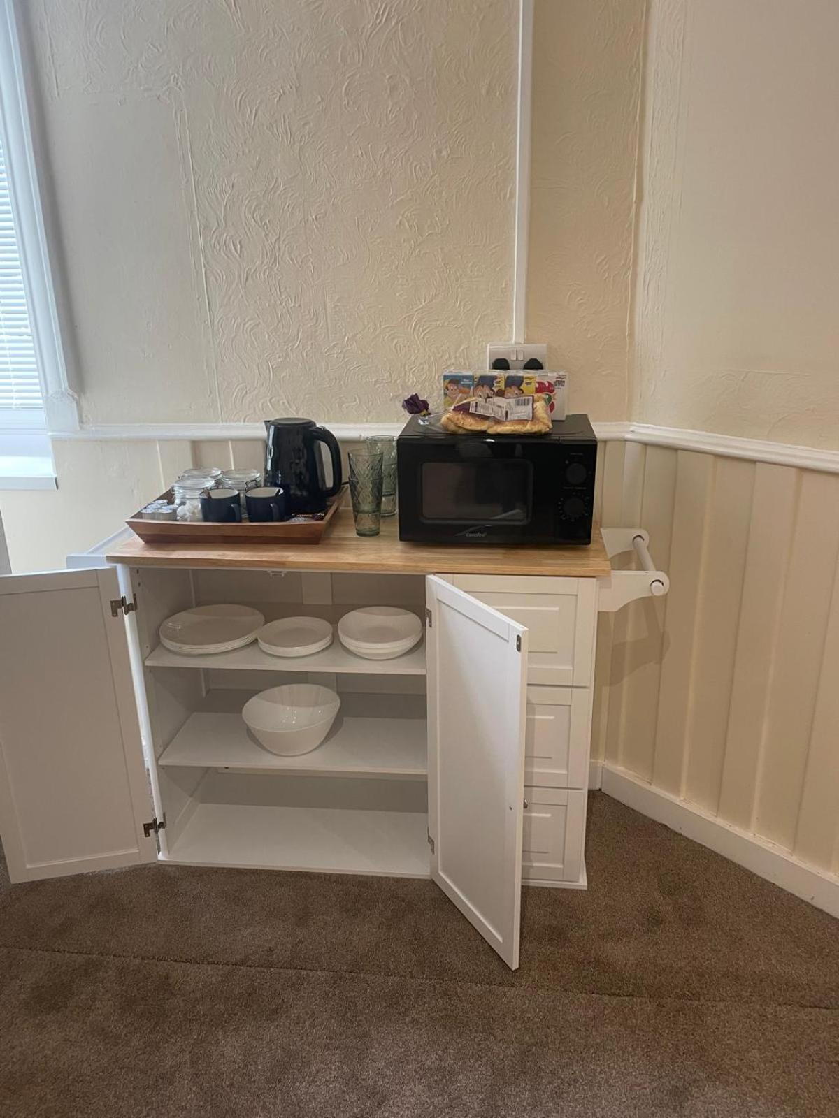 ニューポート New Station Bed & Breakfast エクステリア 写真