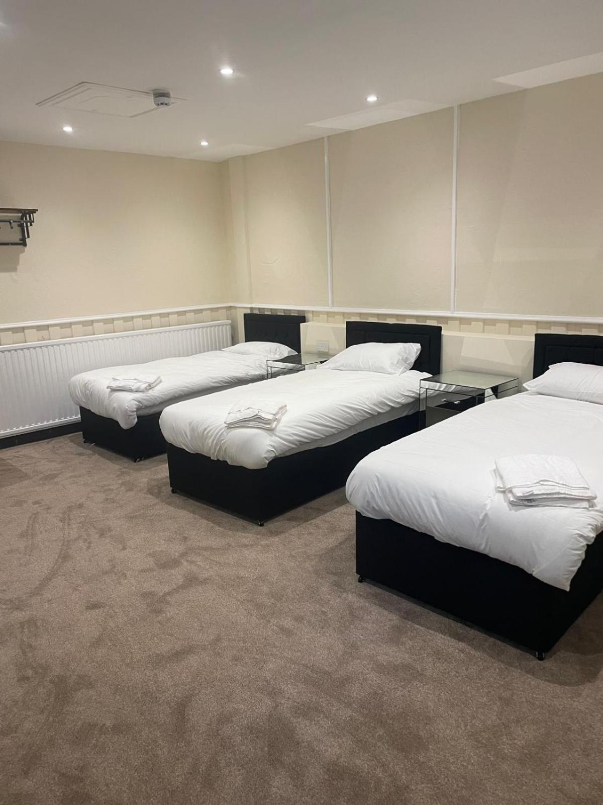 ニューポート New Station Bed & Breakfast エクステリア 写真